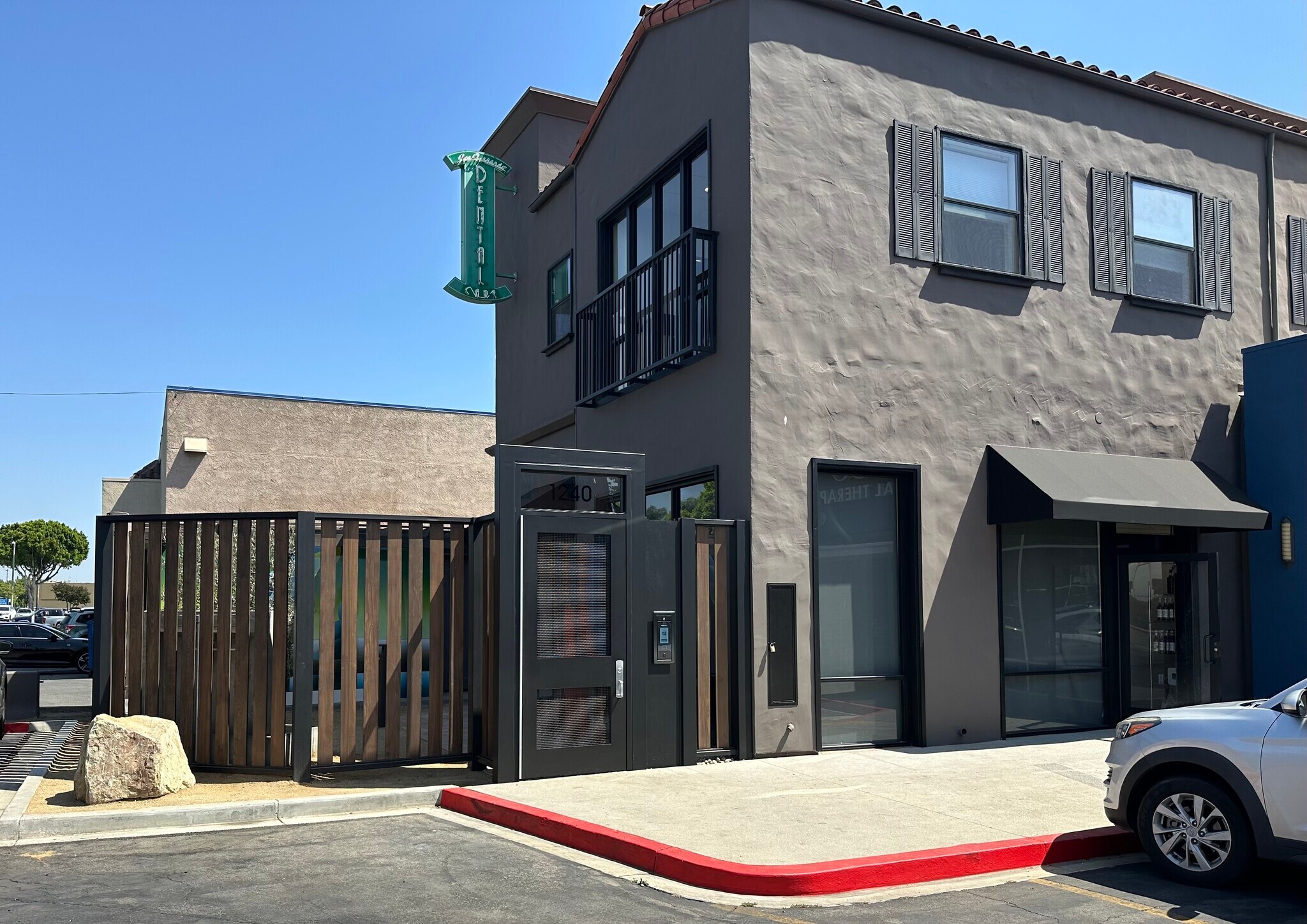 1241-1245 San Fernando Rd, San Fernando, CA for Rent