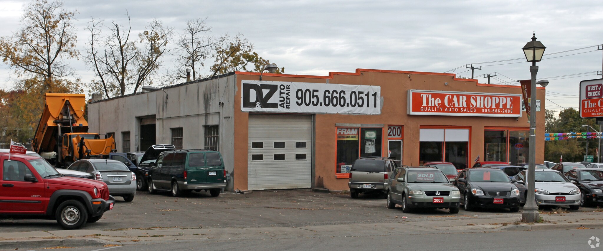 200 Dundas St W, Whitby, ON for Sale