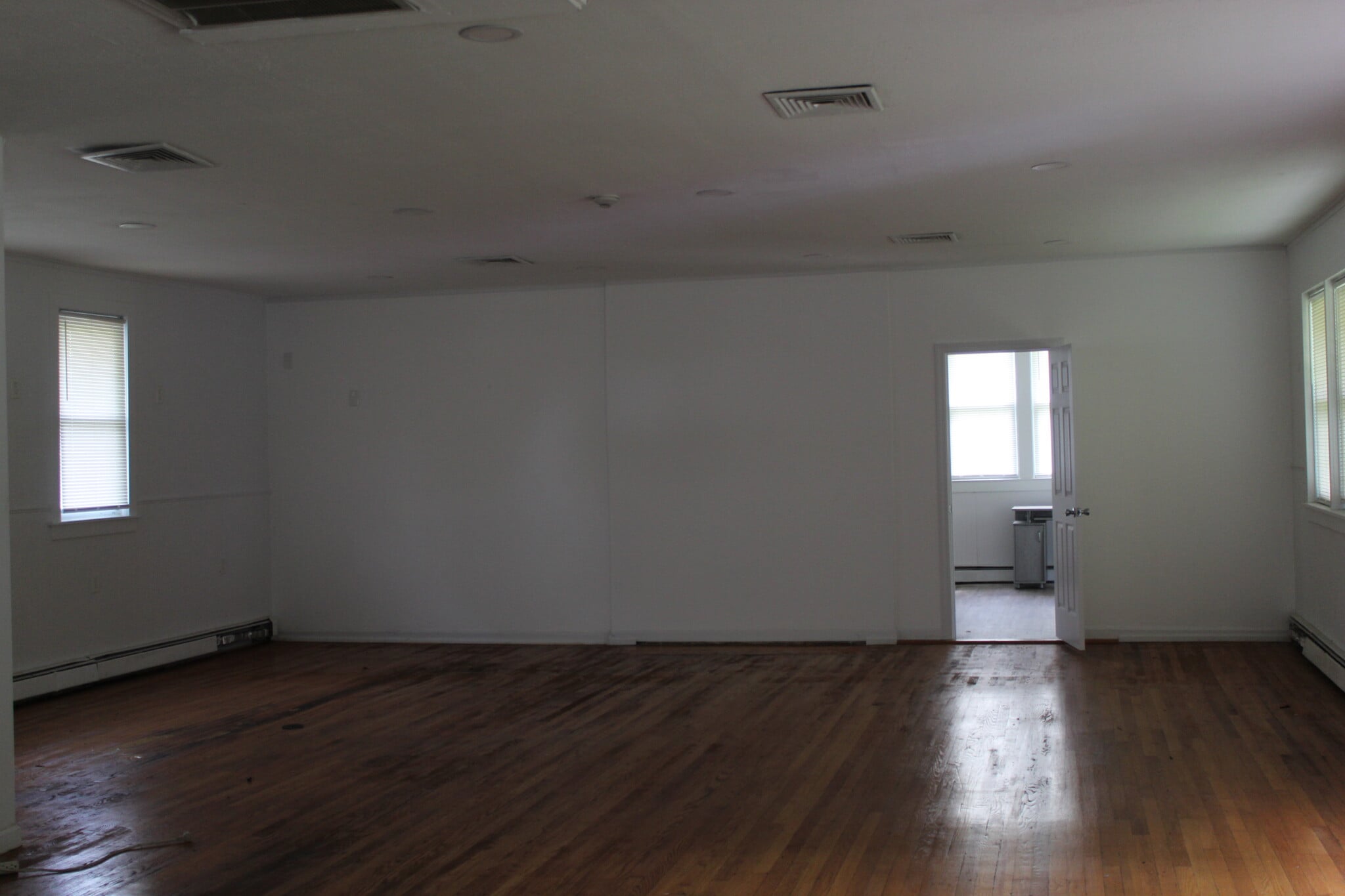 642-650 N Liberty Dr, Tomkins Cove, NY for Rent