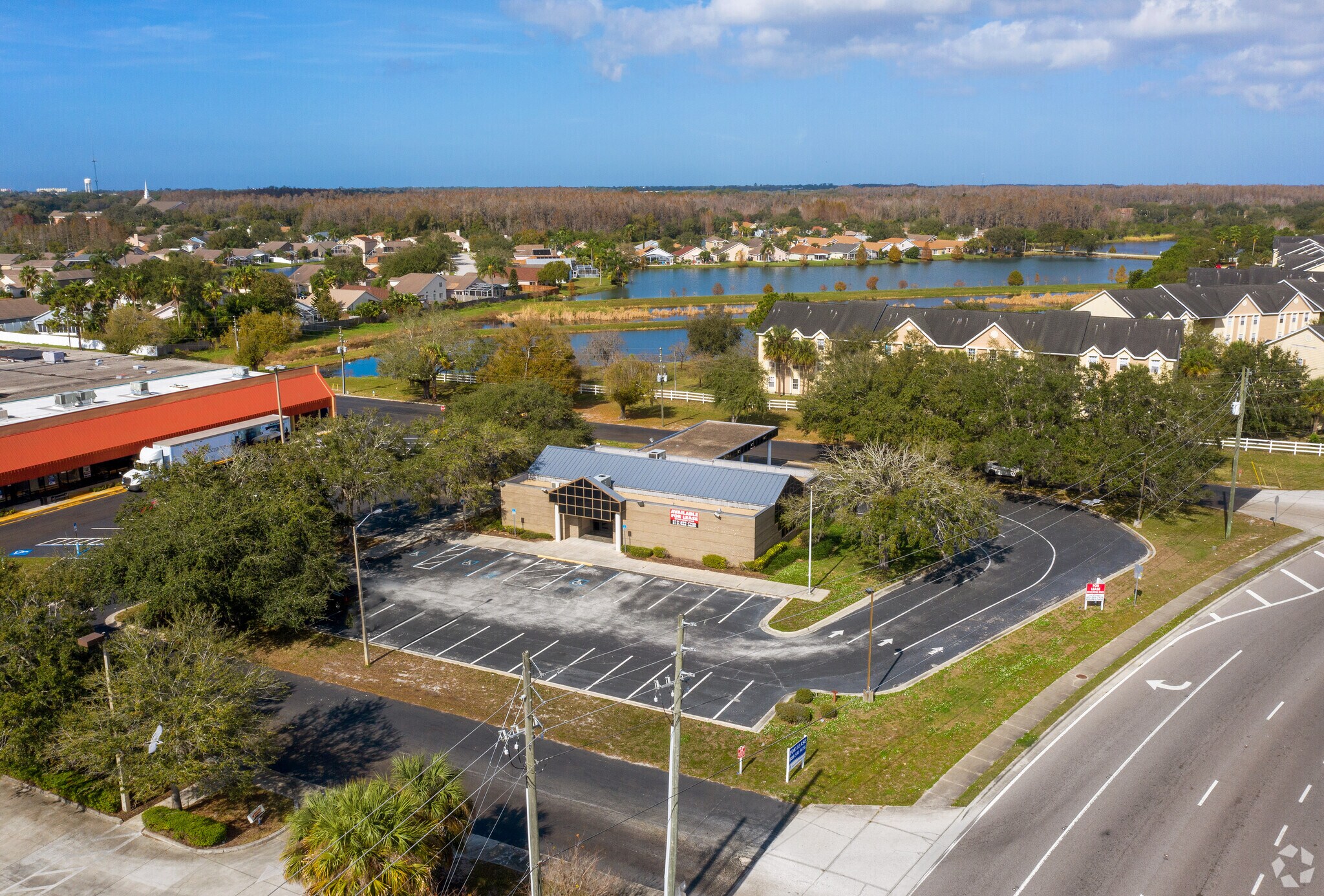 4041 Rowan Rd New Port Richey, FL 34653 Retail Property for Lease on