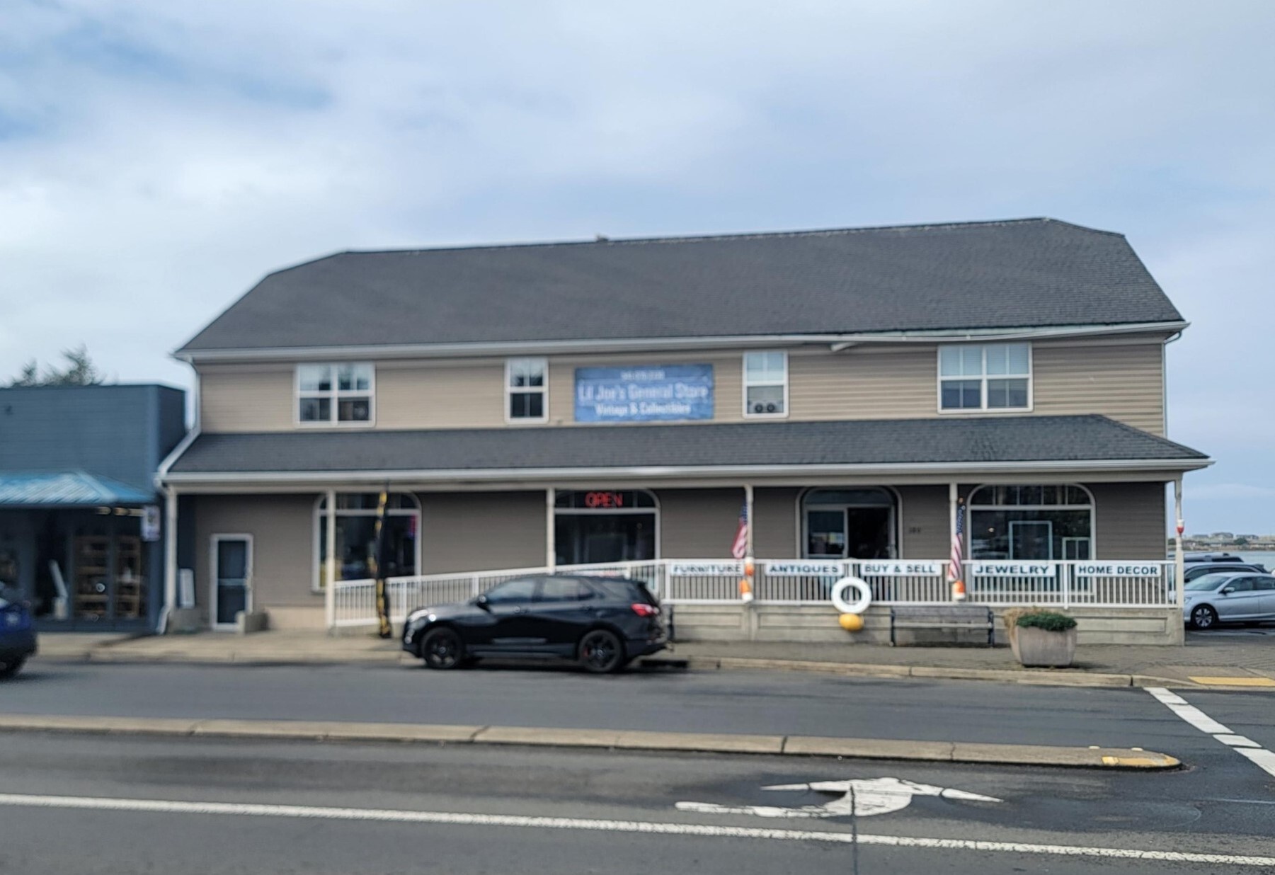 180 NW Highway 101, Waldport, OR for Sale