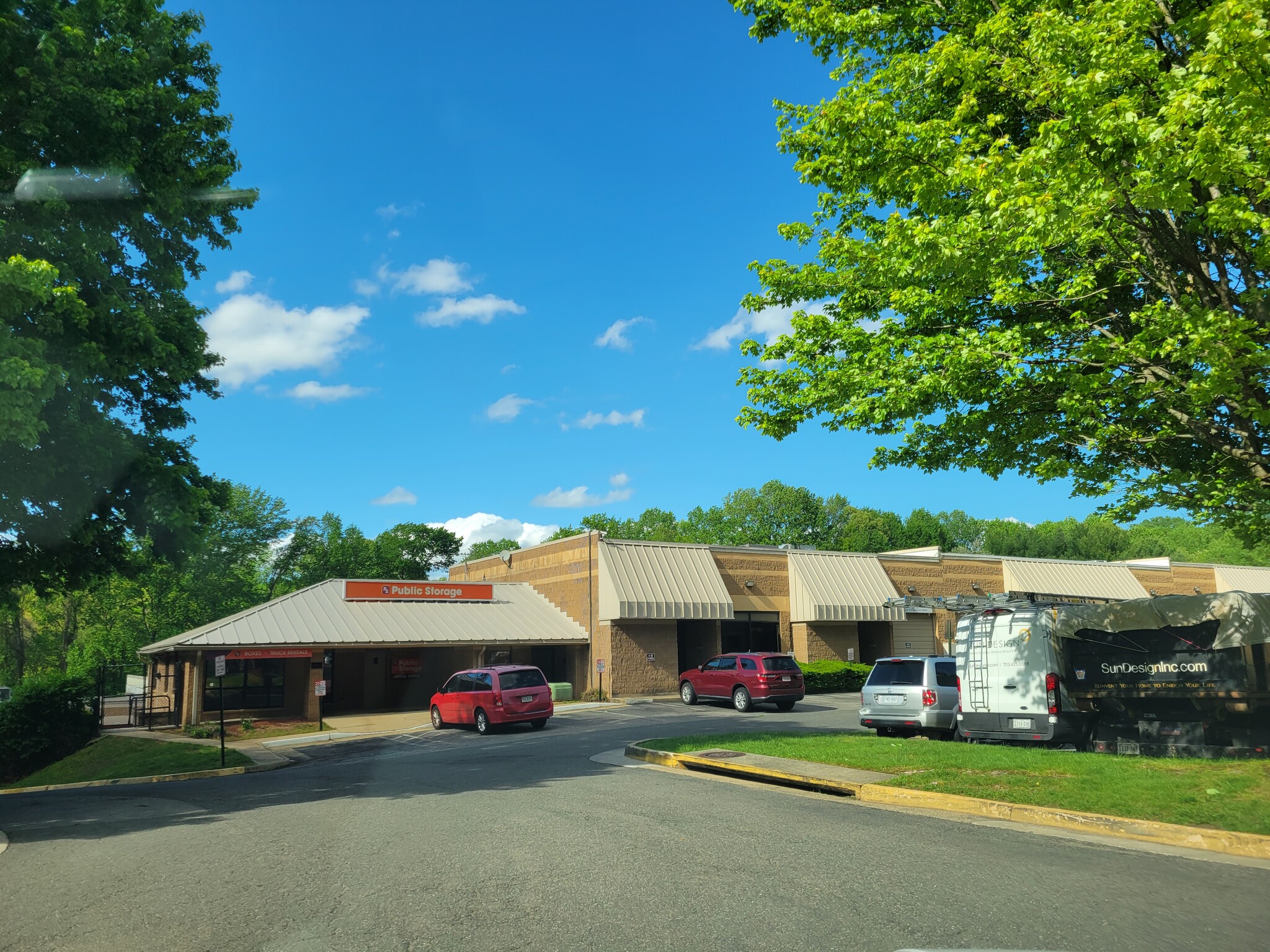 5799 Burke Centre Pky, Burke, VA for Rent