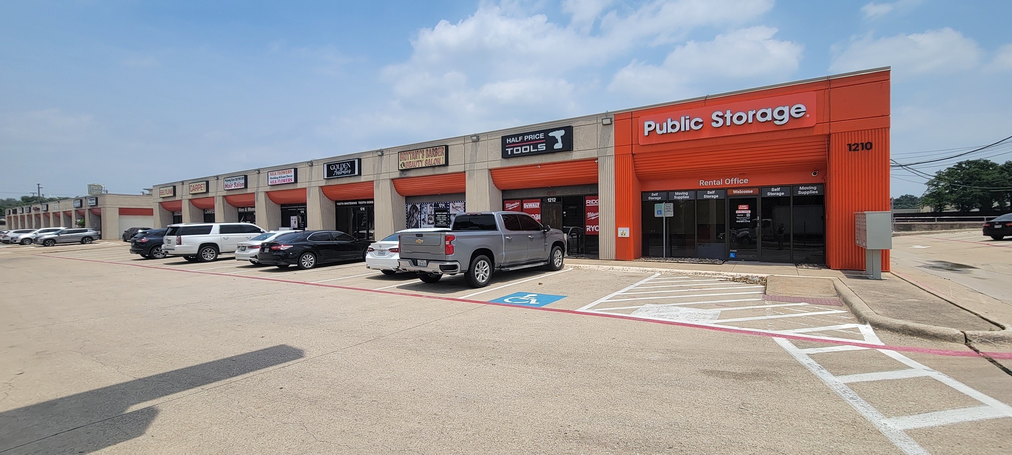 1210 N Belt Line Rd, Irving, TX for Rent