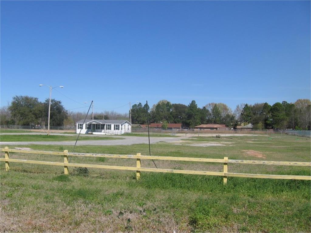 3001 Sylvester Hwy, Albany, GA for Sale