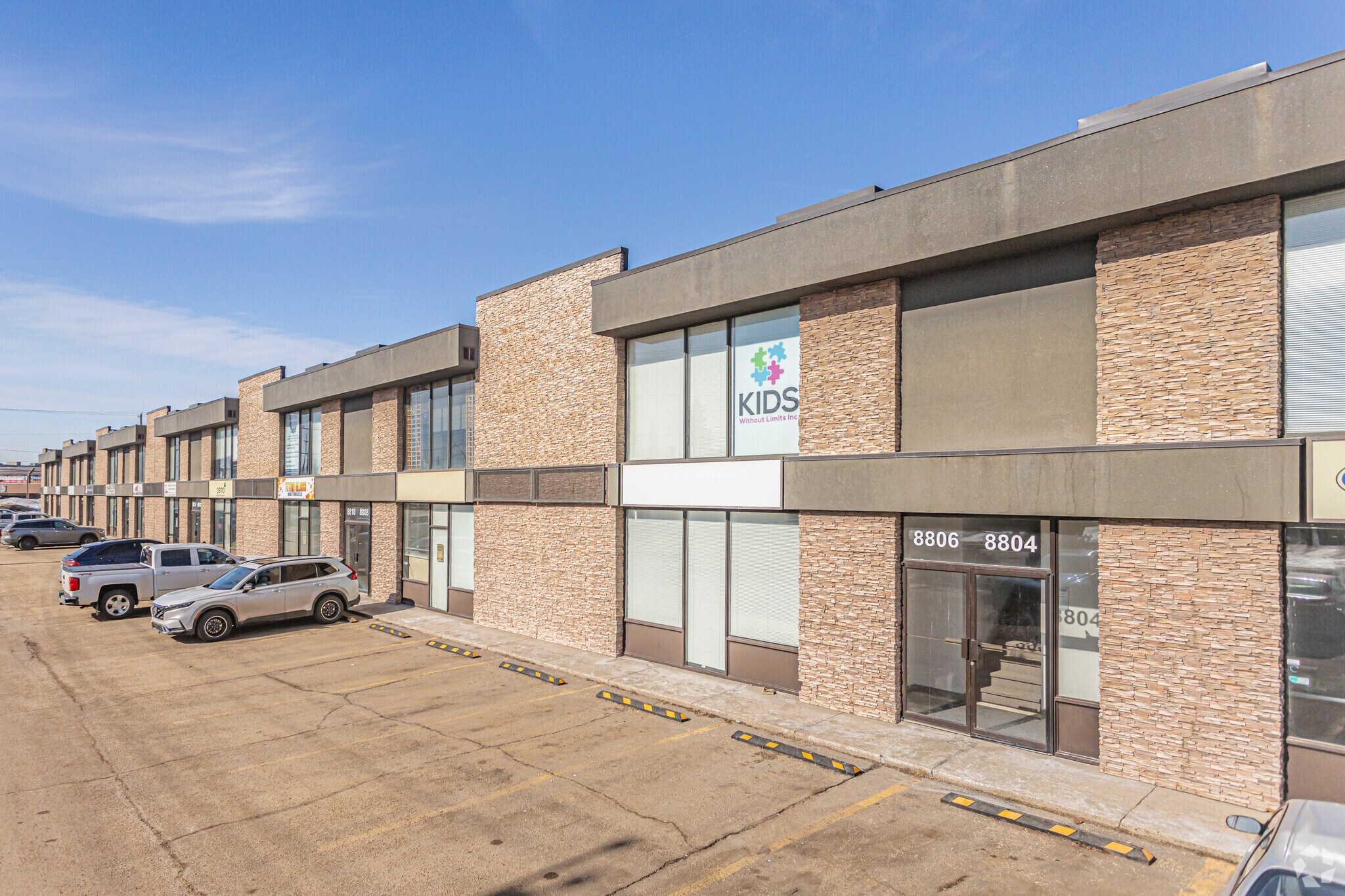 8804-8826 51 Ave, Edmonton, AB for Rent