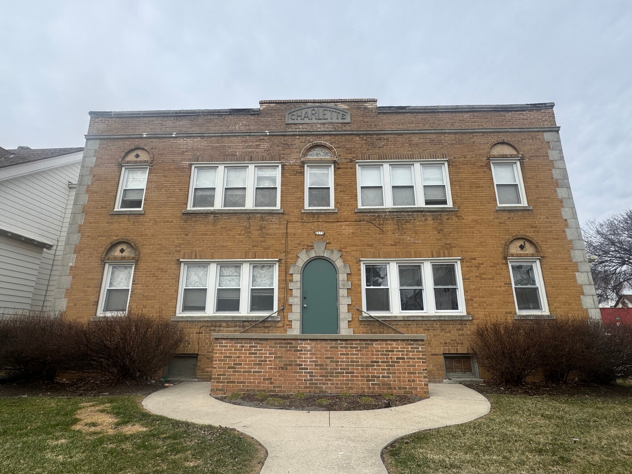 1027 E Center St, Milwaukee, WI for Sale