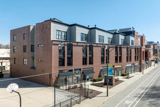 Chicago, IL Apartments - 1729-1745 N Clybourn Ave