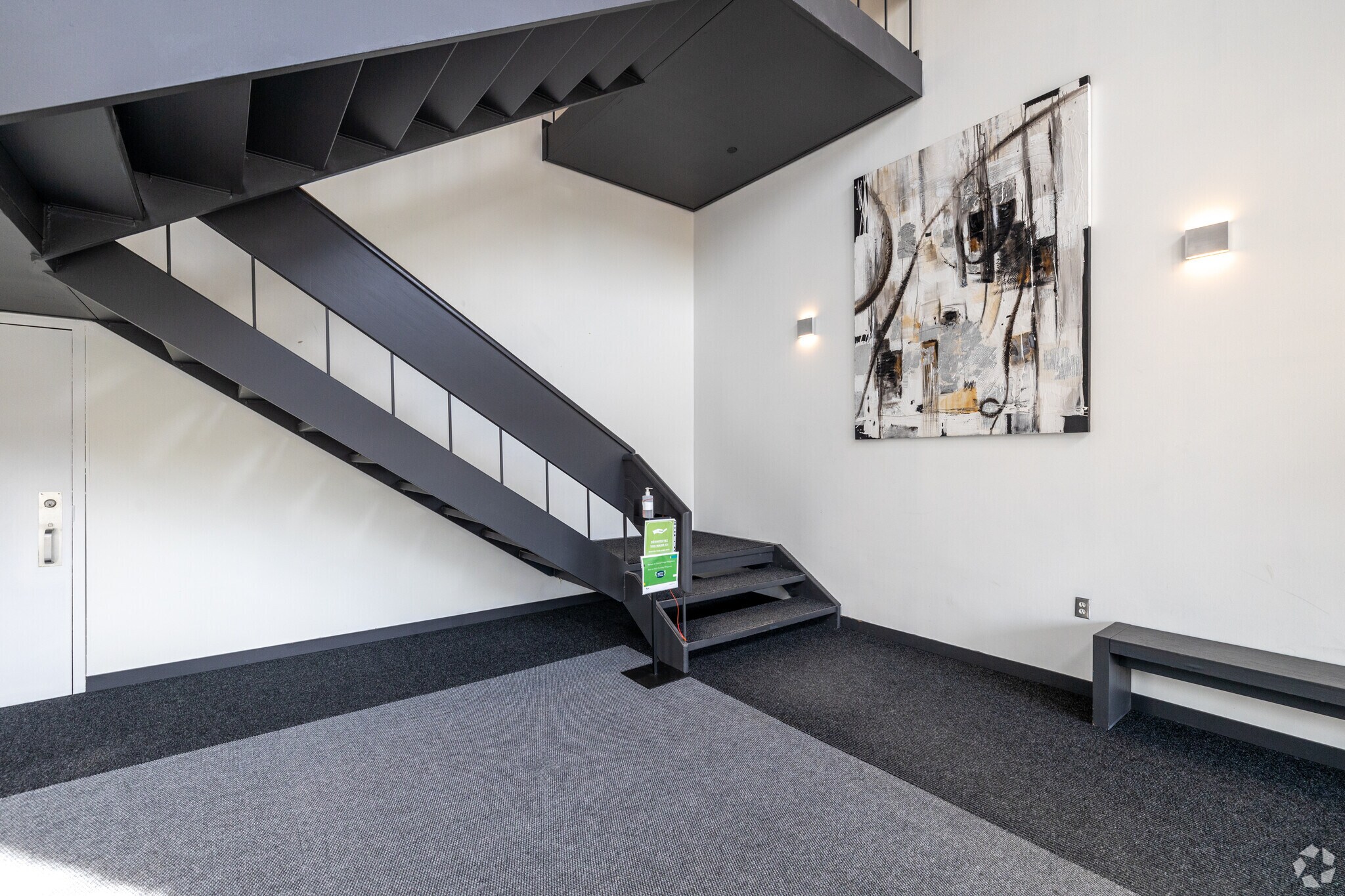 395 Av Sainte-Croix, Montréal, QC for Rent