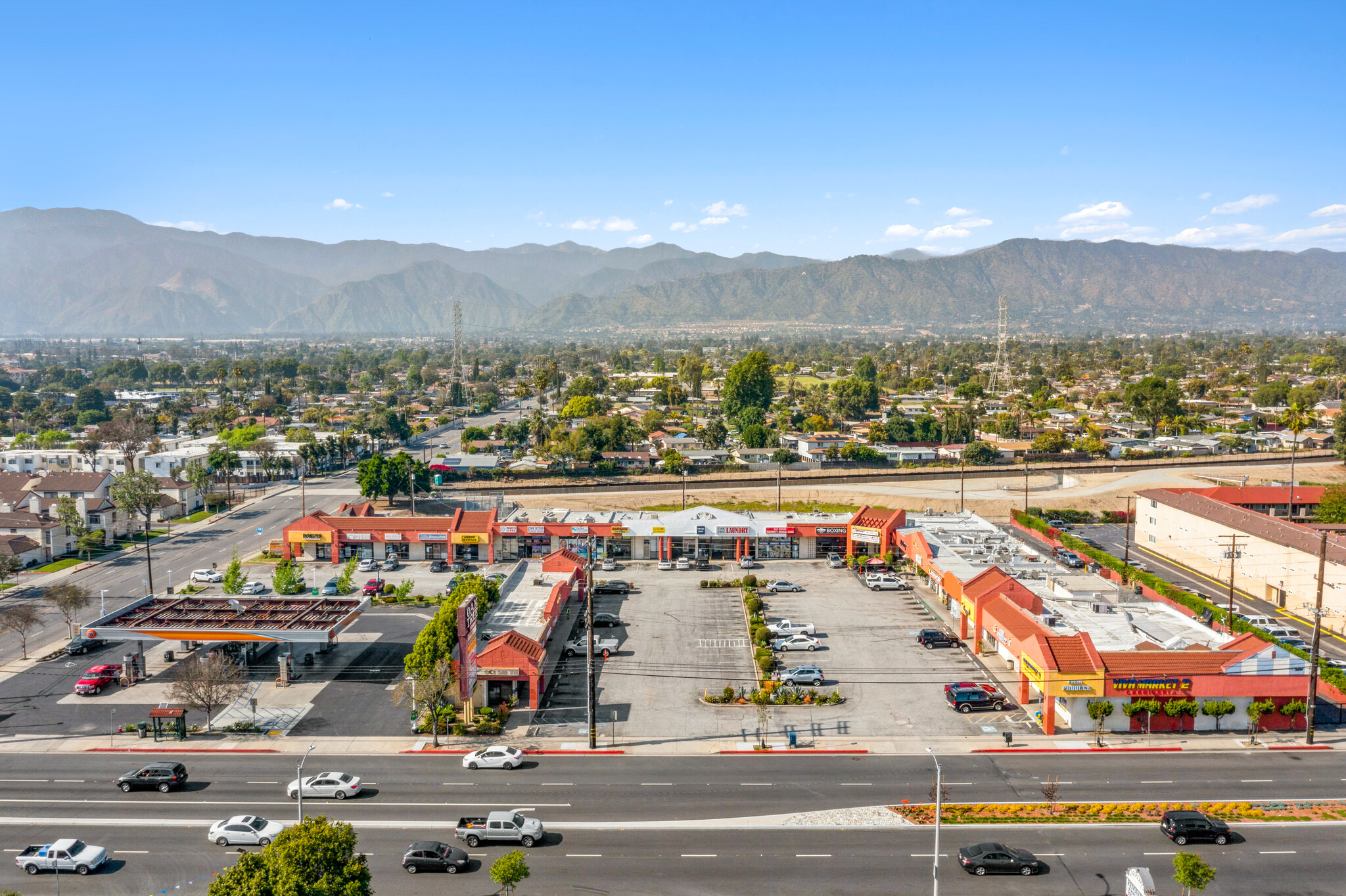 605-665 E Arrow Hwy, Azusa, CA for Rent