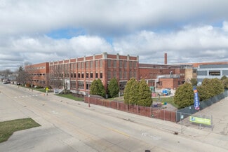 Racine, WI Self-Storage Facilities - 1220 Mound Ave