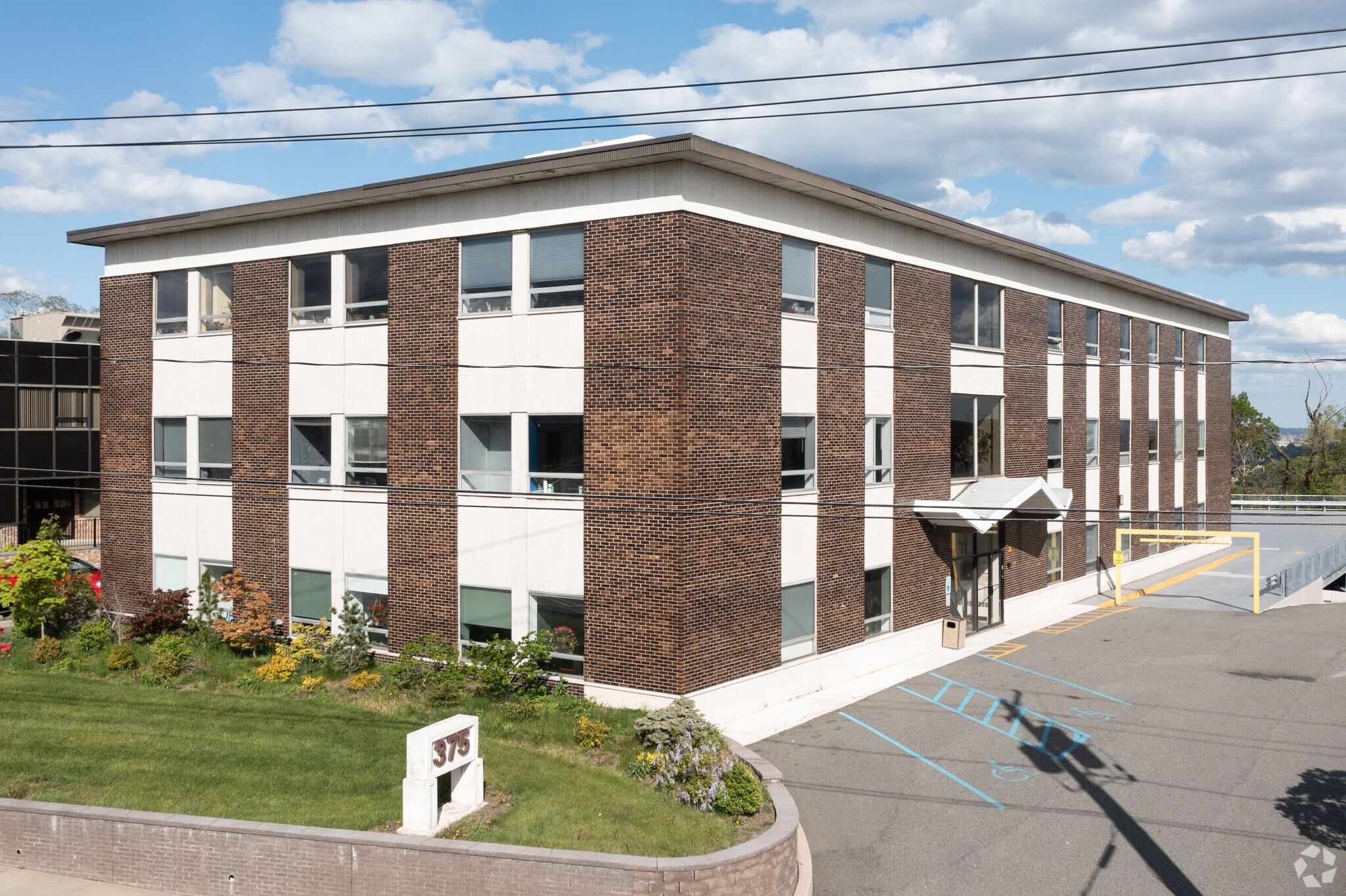 375 Sylvan Ave, Englewood Cliffs, NJ for Rent