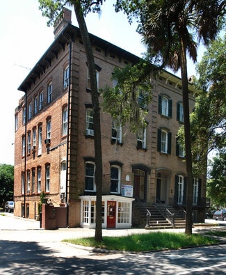 Savannah, GA Retail - 107 W Liberty St