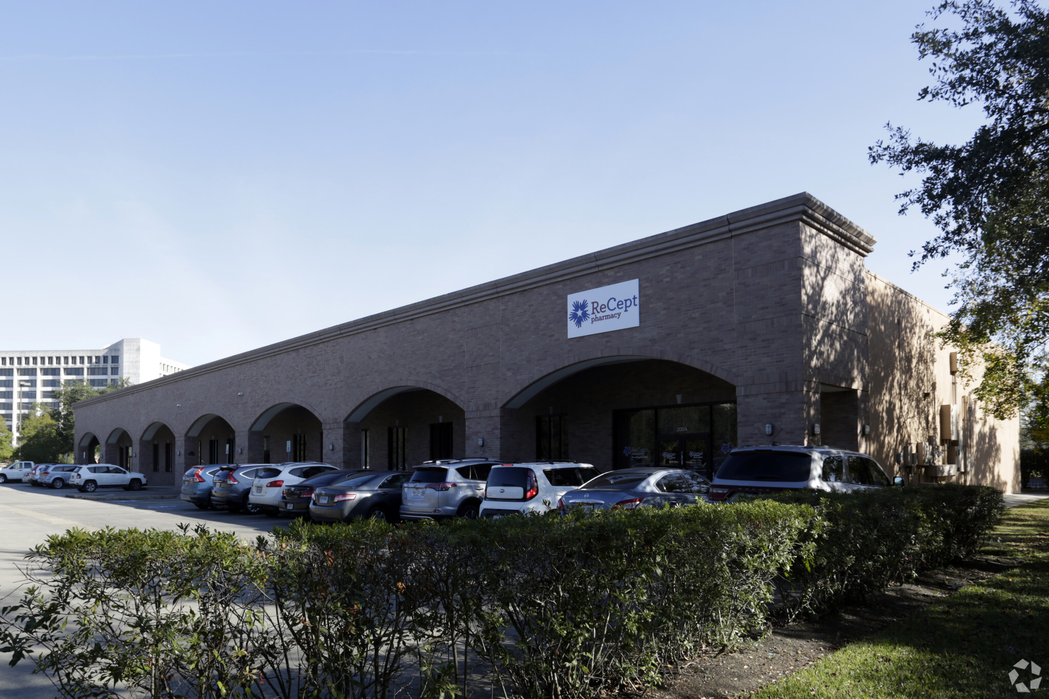 8111 N Stadium Dr, Houston, TX for Rent