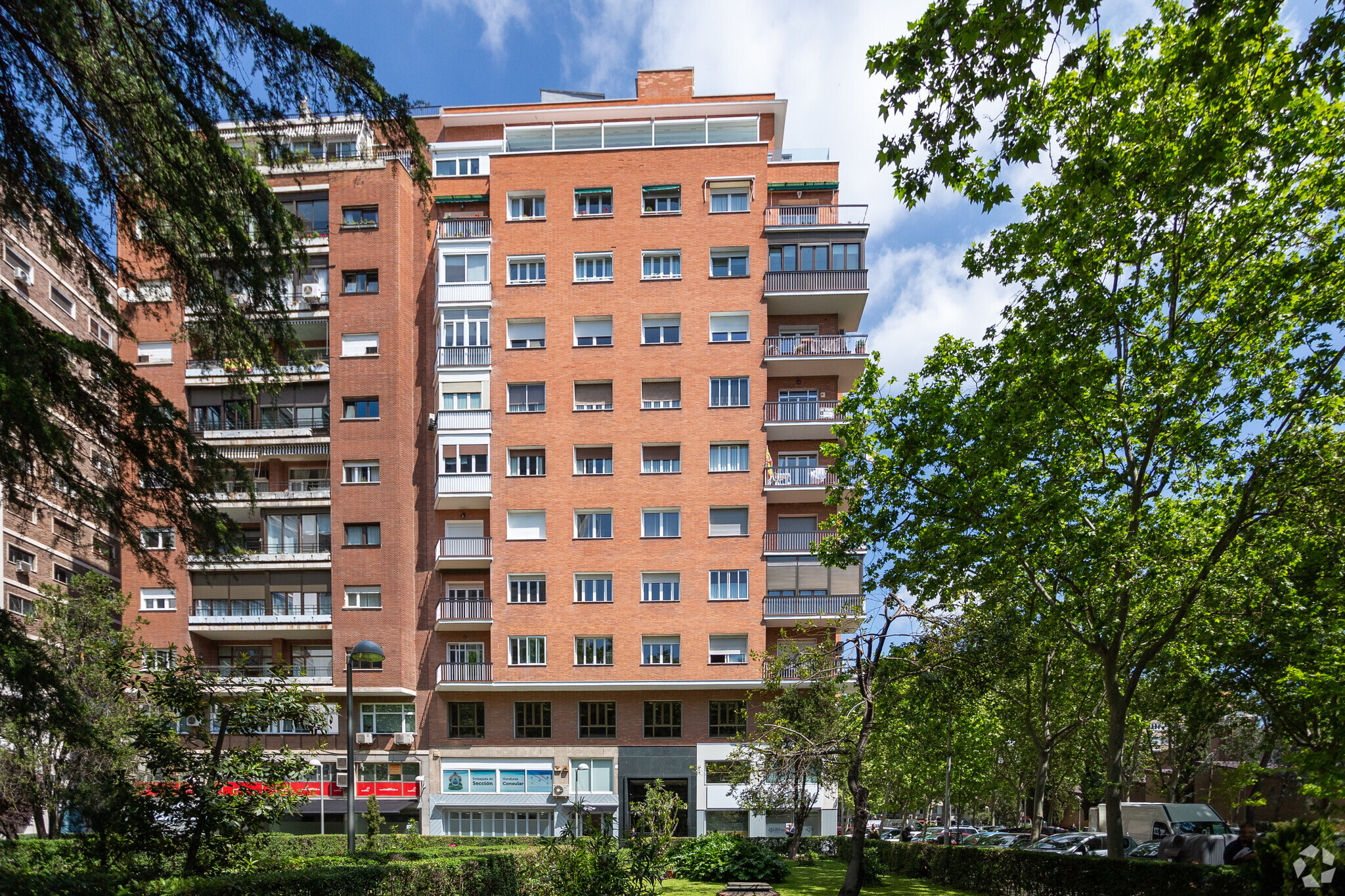 7 Avenida De Alberto Alcocer, Madrid, MAD for Rent