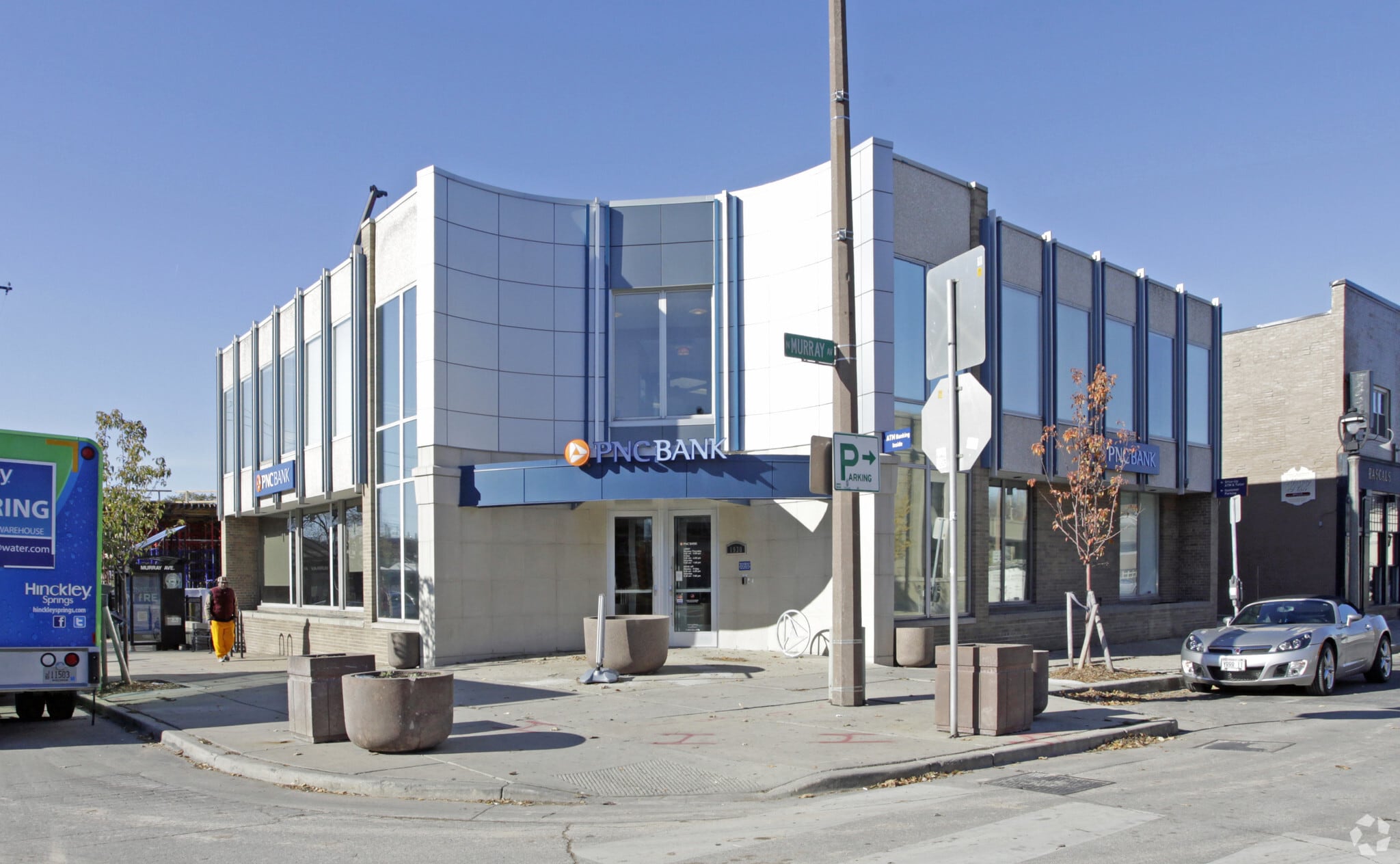 1930 E North Ave, Milwaukee, WI for Rent