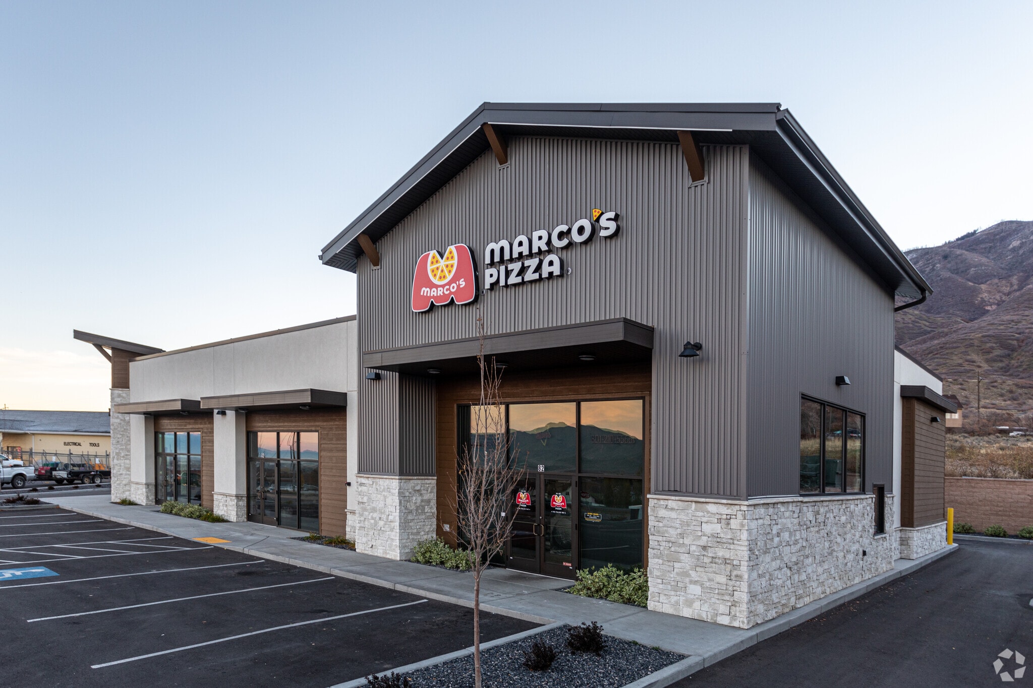 82-94 Highland Dr, Santaquin, UT for Rent