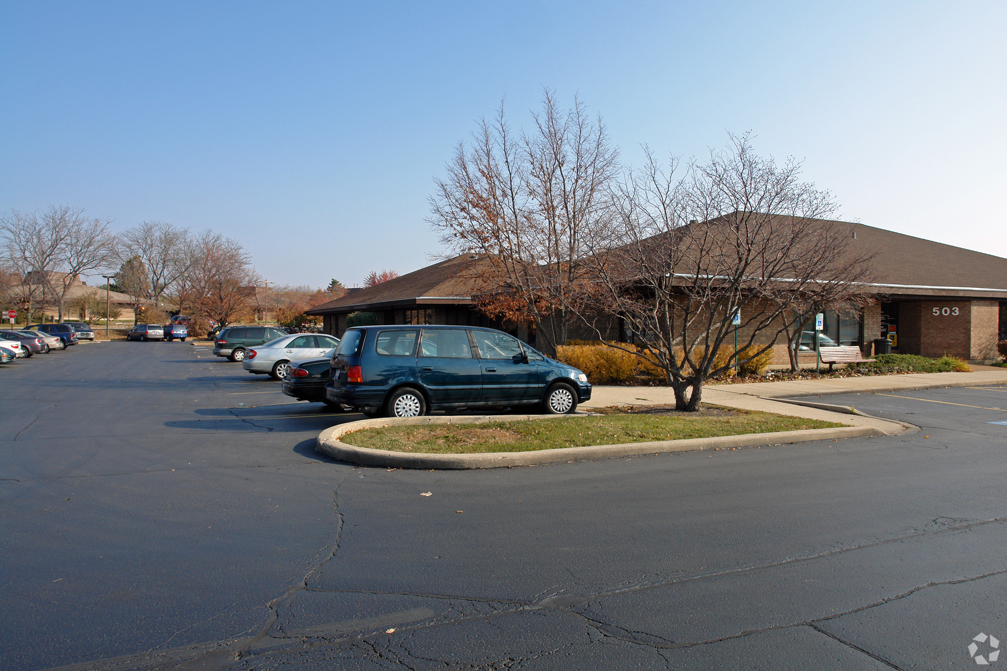 501 Thornhill Dr, Carol Stream, IL for Rent