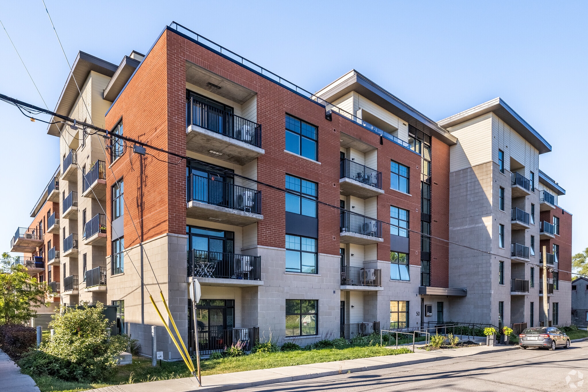 75 Rue Principale, Gatineau, QC for Sale