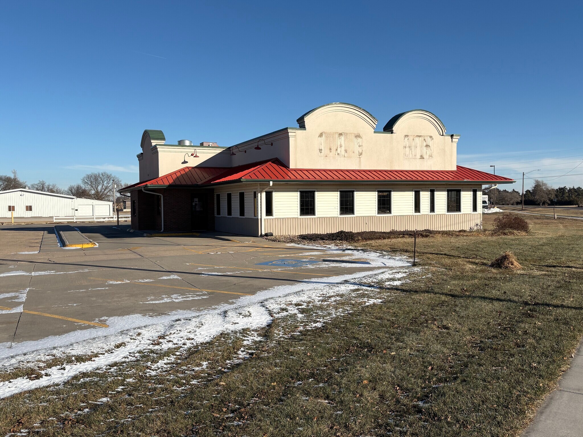 1604 F St, Schuyler, NE for Sale