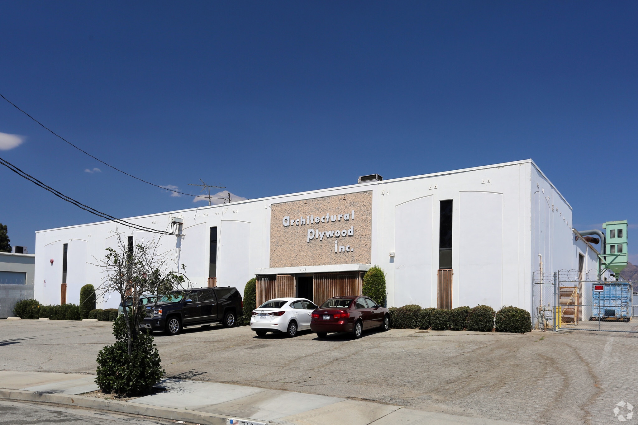 7104 Case Ave, North Hollywood, CA for Sale