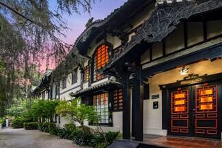 1216 N La Cienega Blvd  