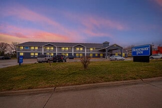 Red Oak, IA Hospitality - 800 Senate Ave