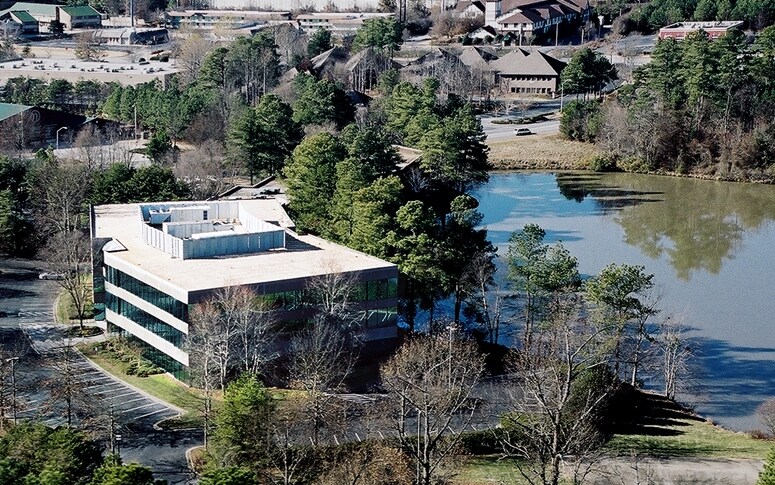 5950 Live Oak Pky, Norcross, GA for Rent