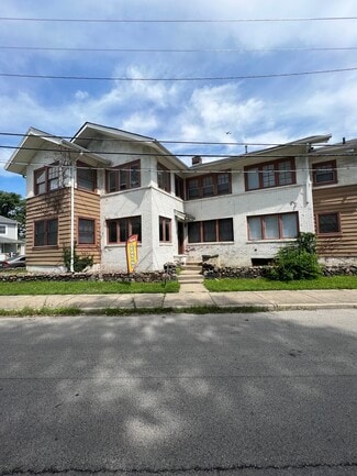 Indianapolis, IN Apartments - 636 E 37th St