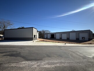 Kingsland, TX Industrial - 1700 River Oaks dr