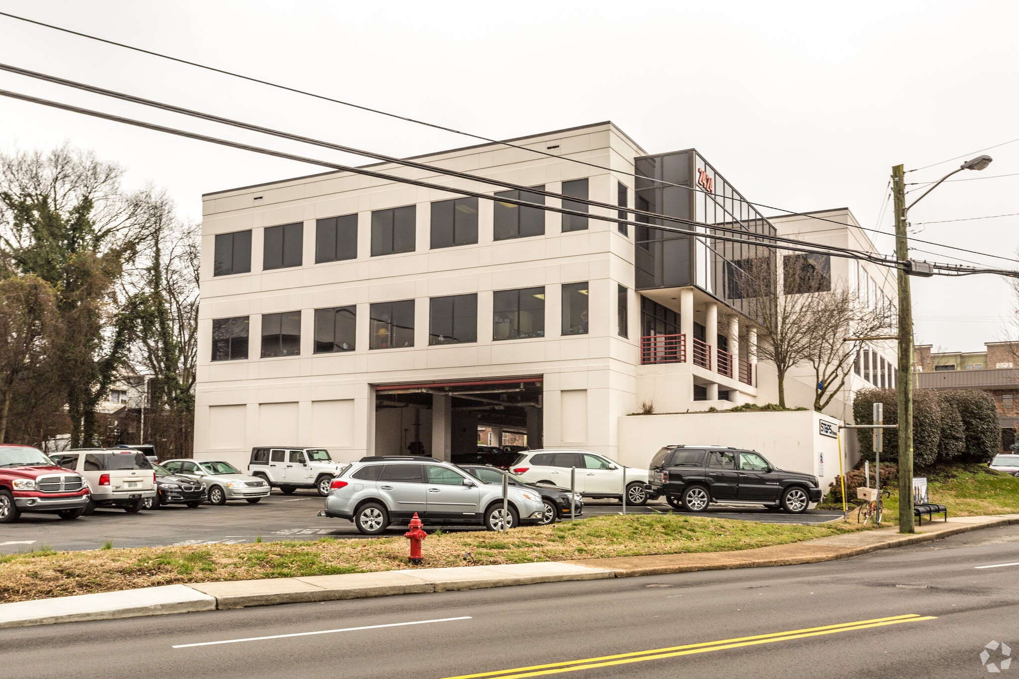 2424 21st Ave S, Nashville, TN for Rent