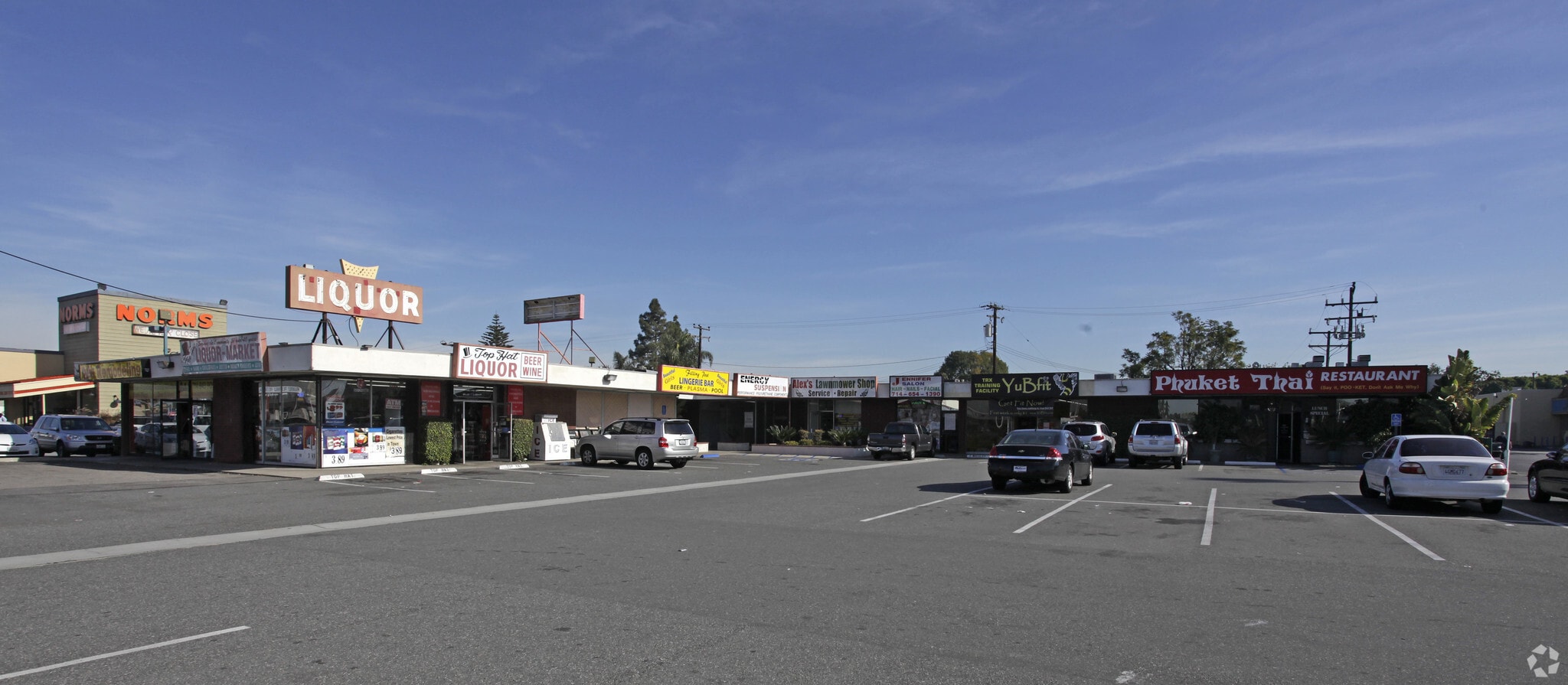 16612 Beach Blvd, Huntington Beach, CA for Rent
