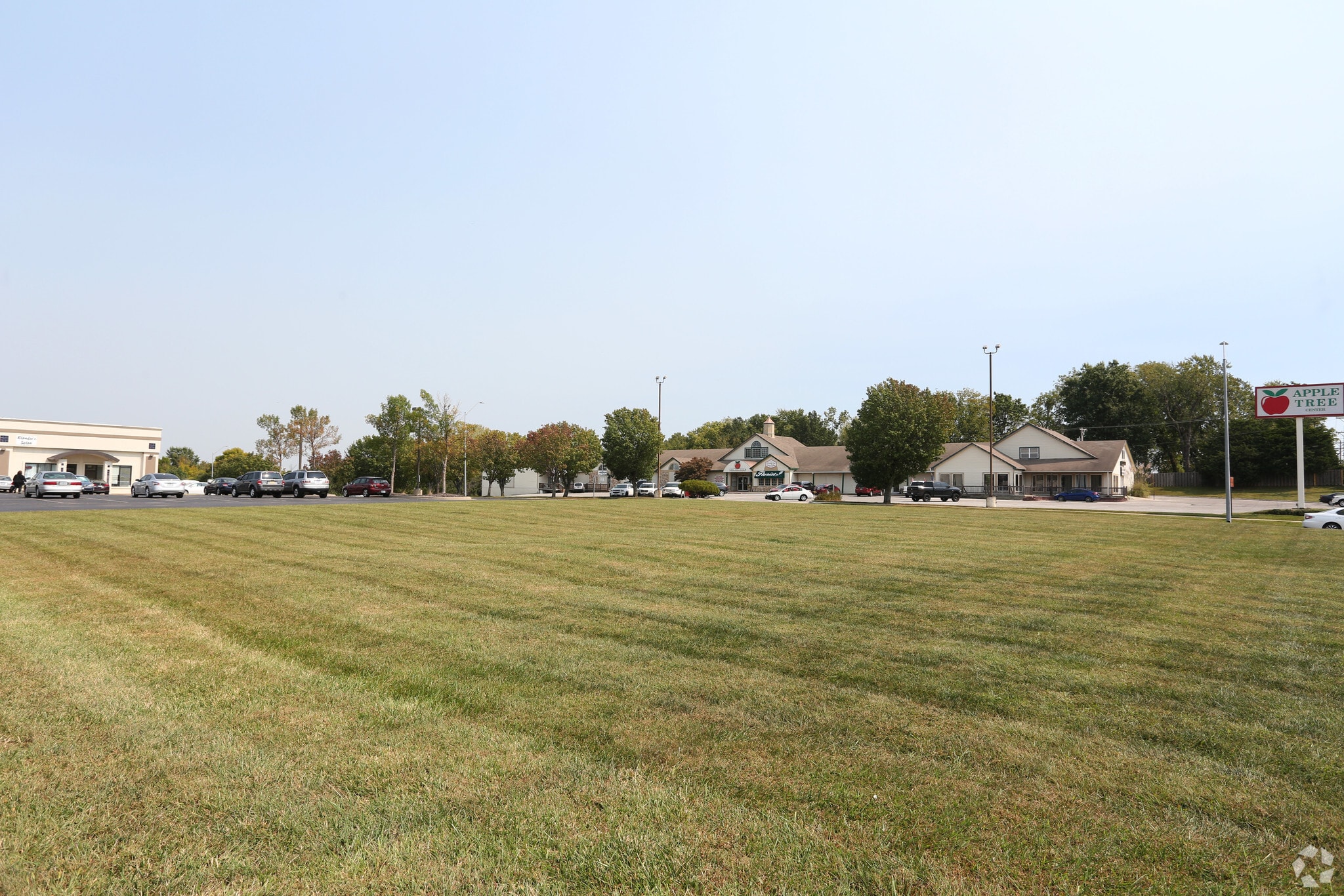 NWC of E US Hwy 40 & S Shrank Dr, Independence, MO for Sale