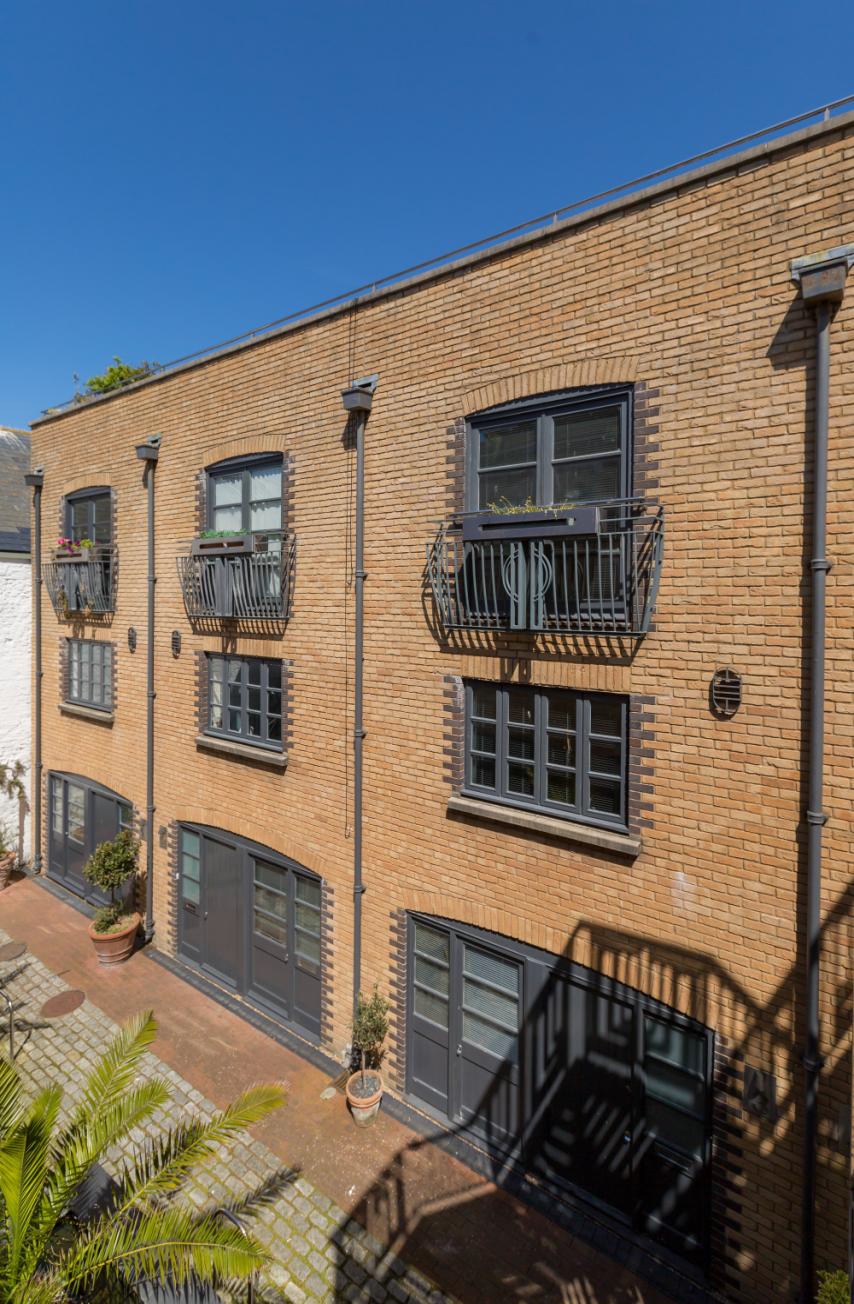 121-123 Gloucester Rd, Brighton, ESX for Sale