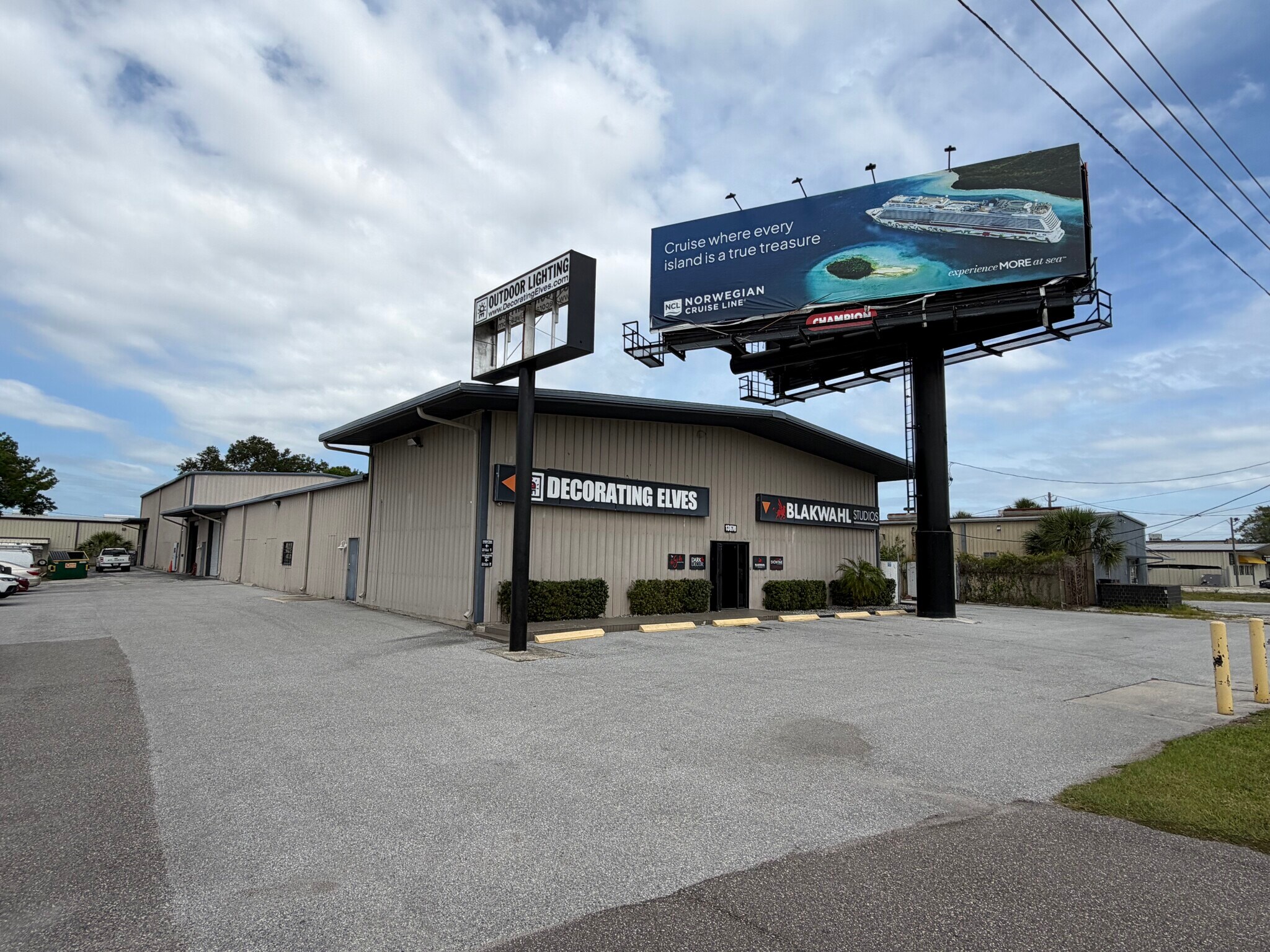 13670 Roosevelt Blvd, Clearwater, FL for Rent