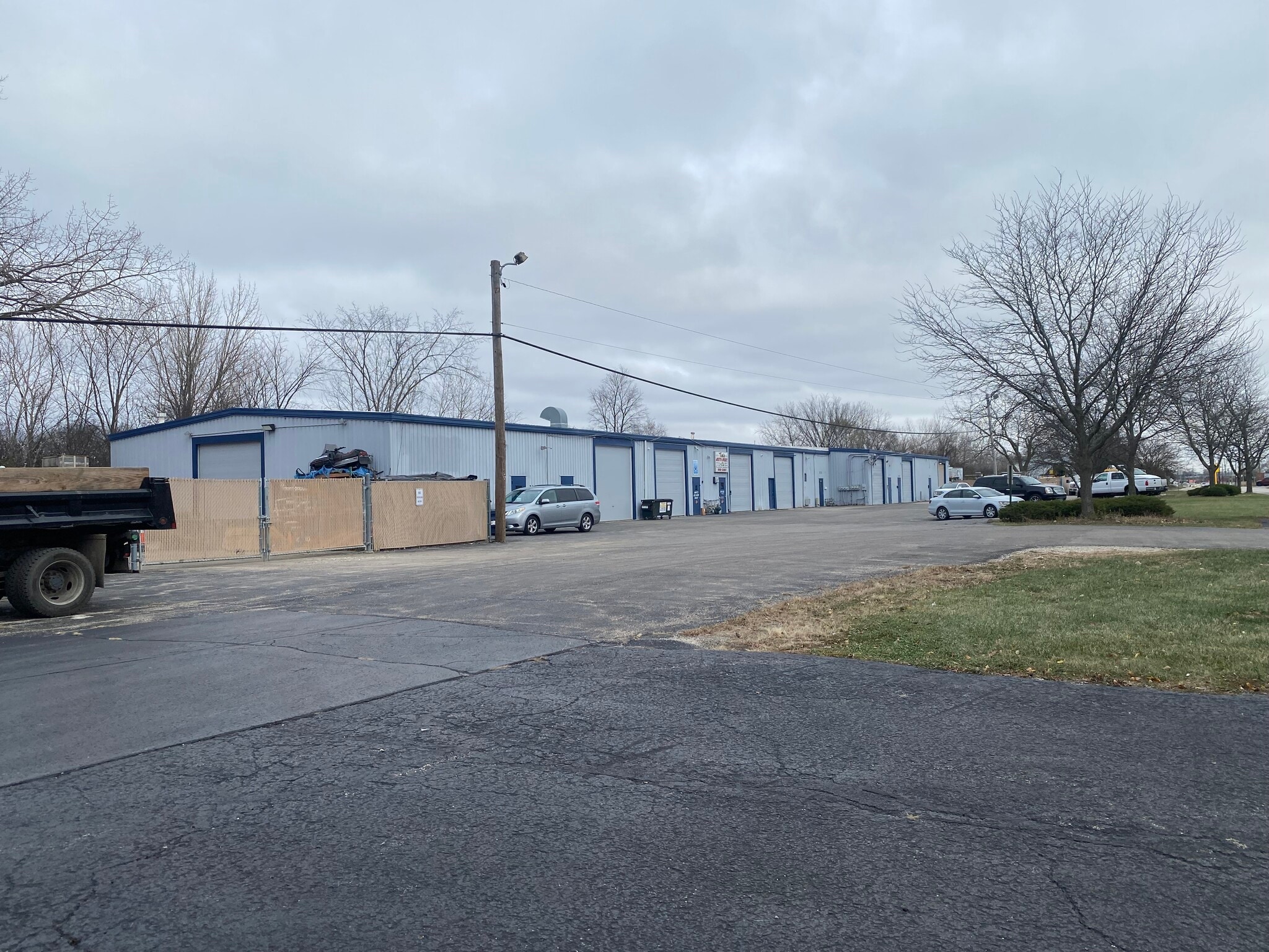 229 E Saint Charles Rd, Carol Stream, IL for Rent