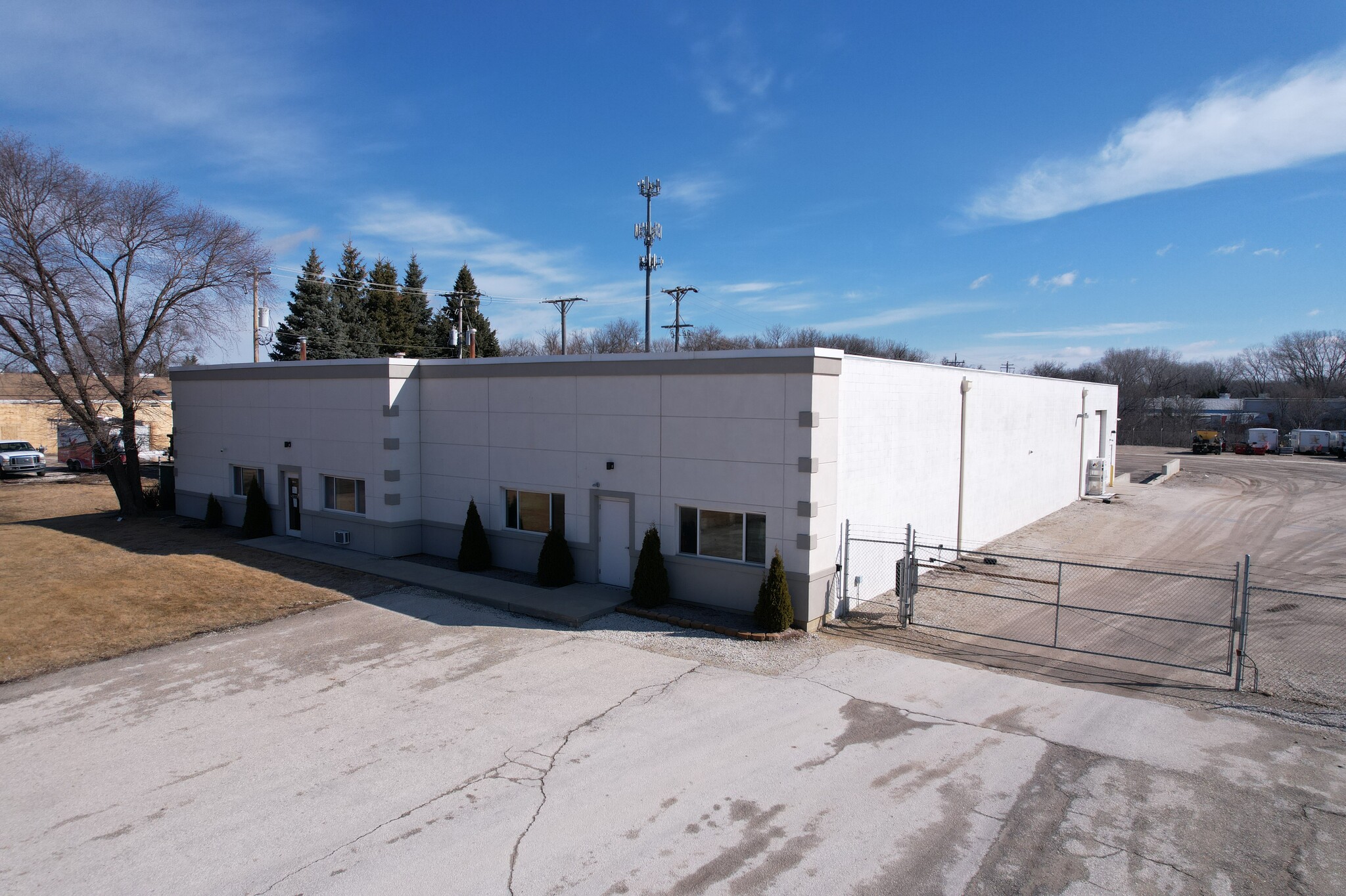 1480 N Springdale Rd, Waukesha, WI for Rent