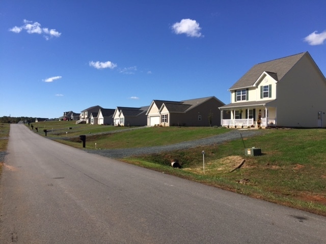 126 Stratford Place, Madison Heights, VA for Sale