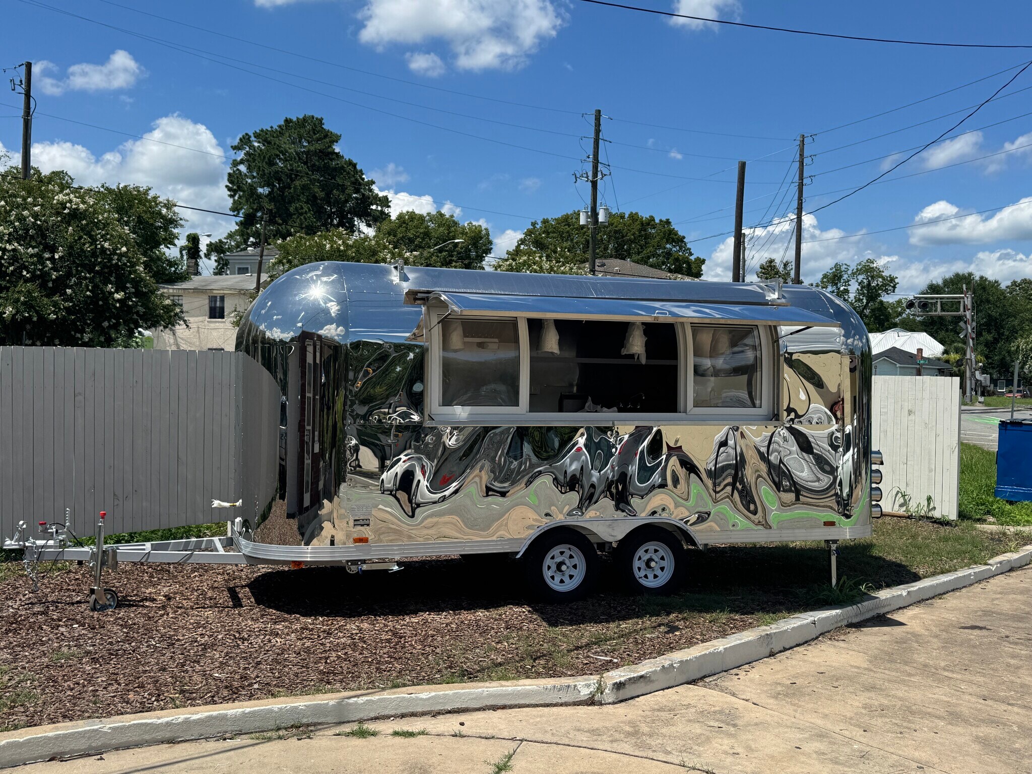 410 E 37th St, Savannah, GA for Rent