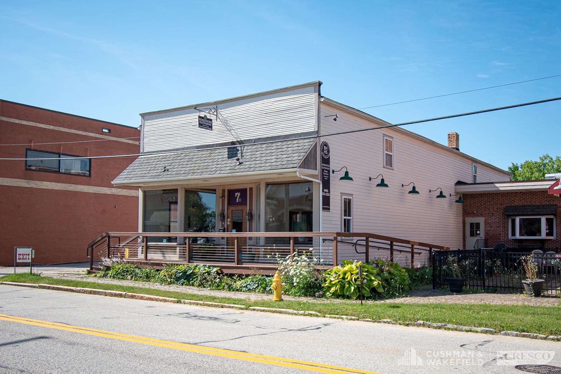 33760 Bainbridge Rd Solon, OH 44139 Retail Property for Lease on