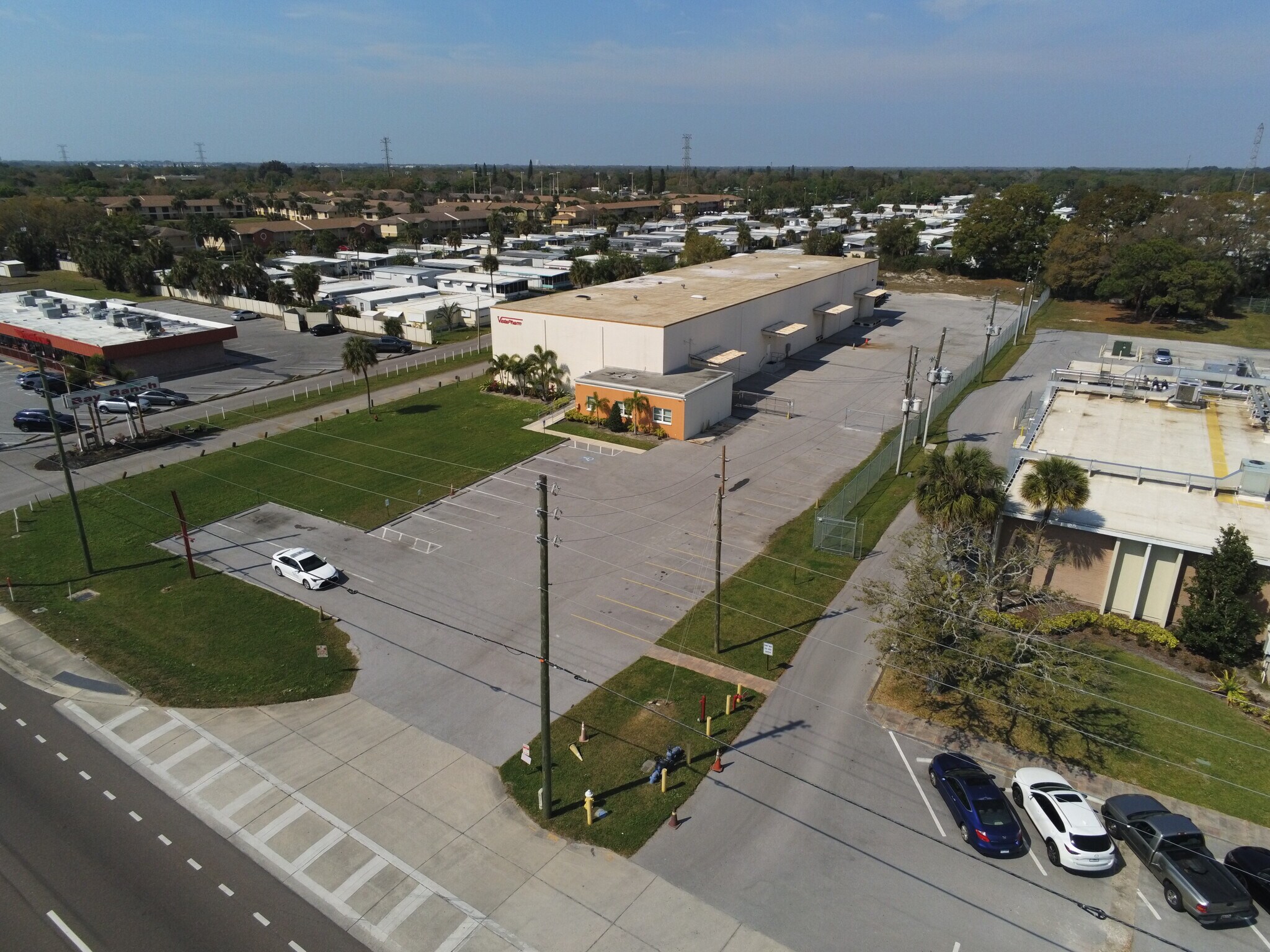 7325 Ulmerton Rd Largo, FL 33771 Industrial Property for Lease on
