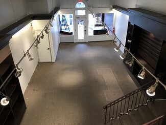 Ridgewood, NJ Retail - 76 E Ridgewood Ave