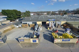 Crawley, WSX Flex - 49-55 Gatwick Rd