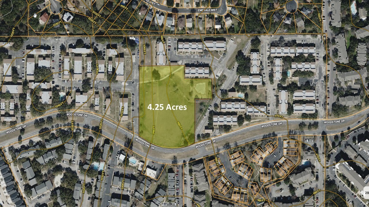 4927 Woodstone Dr, San Antonio, TX for Sale