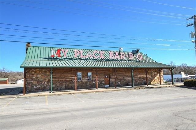 1403 S Park Hill Rd, Tahlequah, OK for Sale