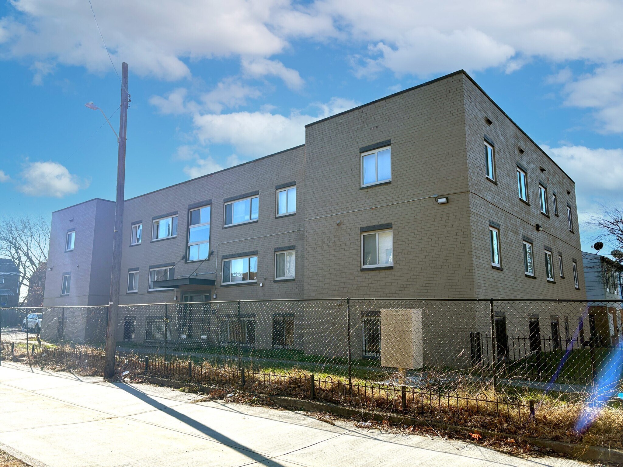 913 Bellevue St SE, Washington, DC for Sale