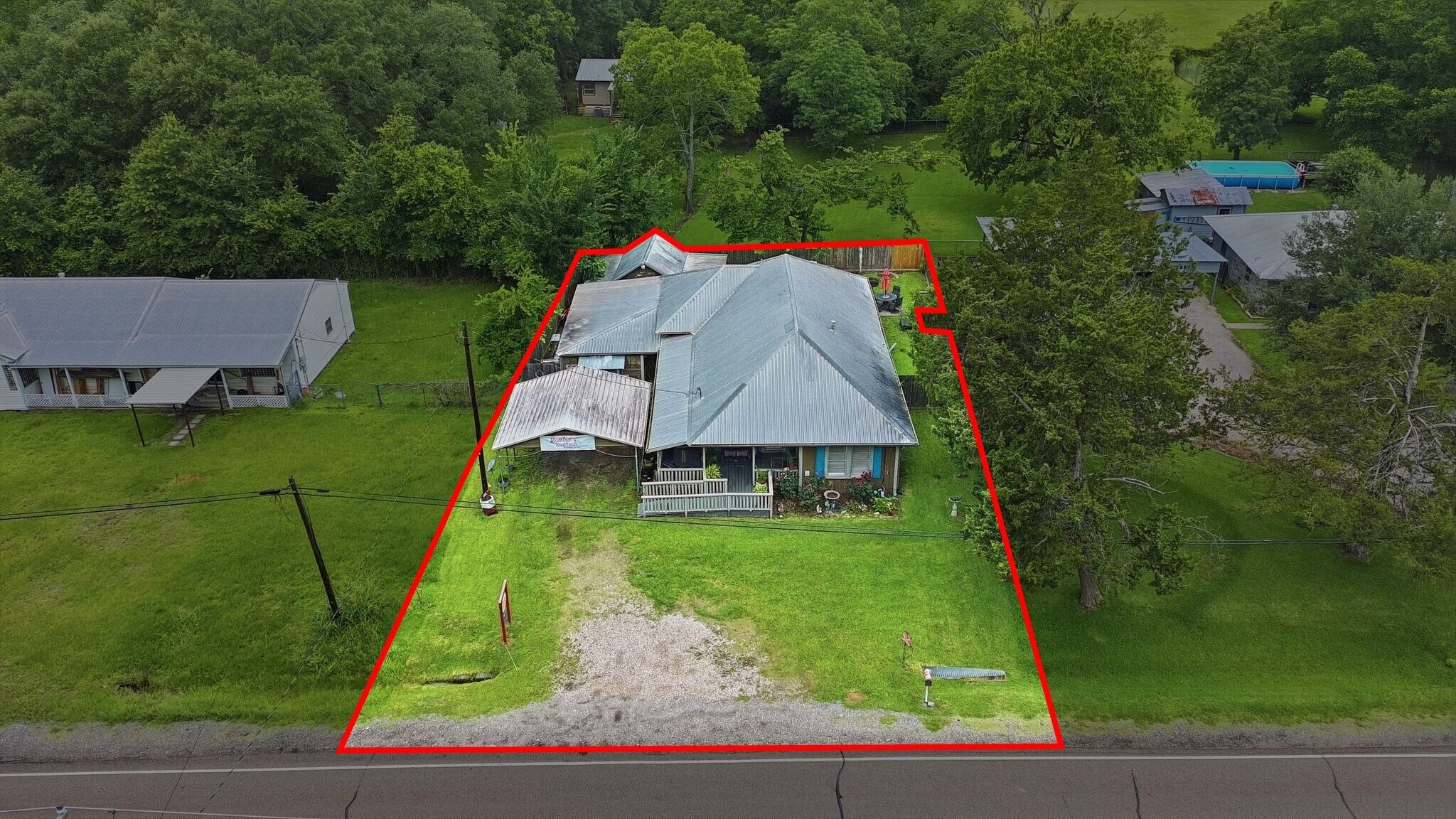 9282 State Highway 75 S, New Waverly, TX for Sale