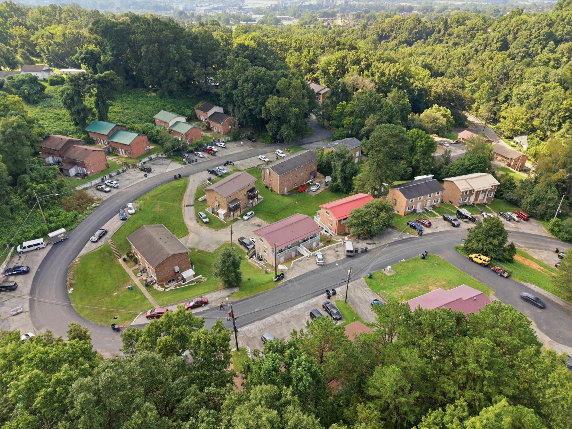 944-944 Chadwick Dr, Kingsport, TN for Sale