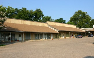 Austin, TX Storefront - 2825 Hancock Dr