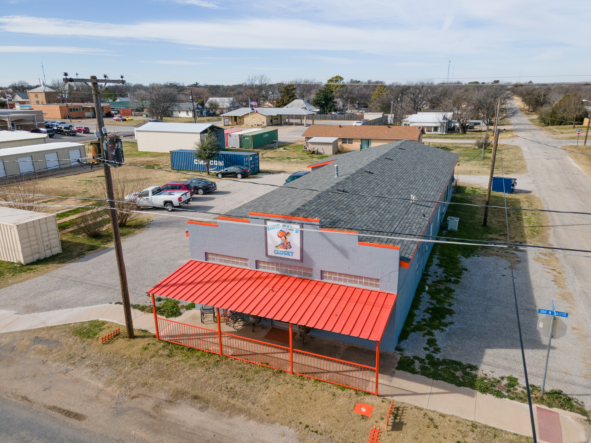 315 N Bridge St, Henrietta, TX for Sale