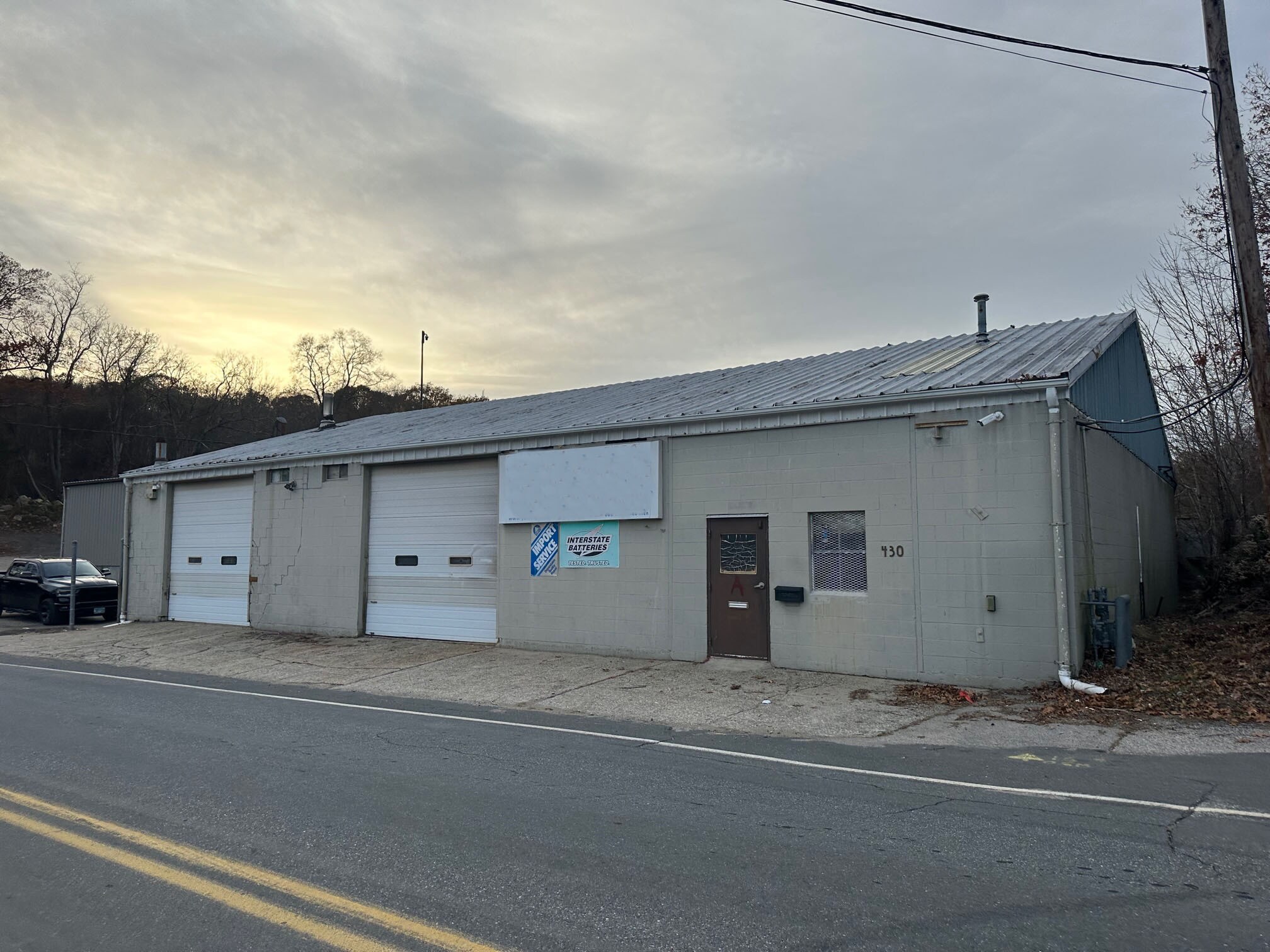 430 Maple Ave Uncasville, CT 06382 Industrial Property for Sale on